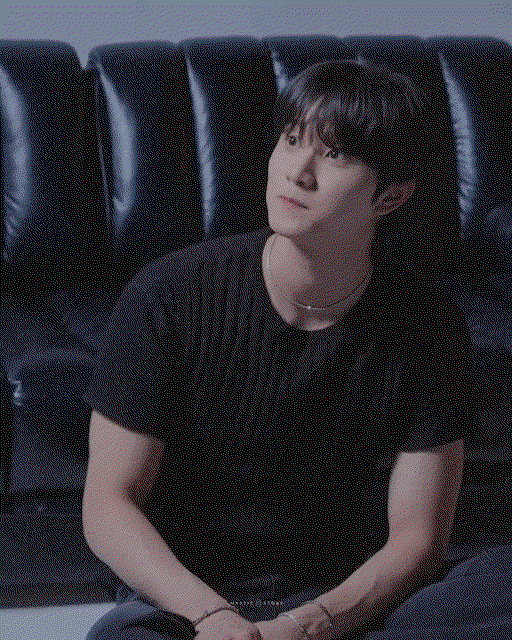 aKWJhq.gif