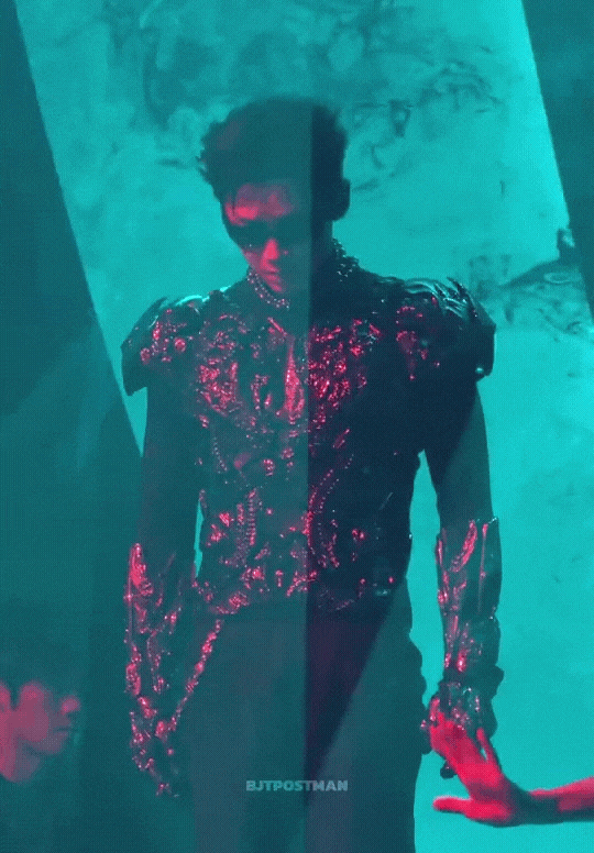 aMAymj.gif