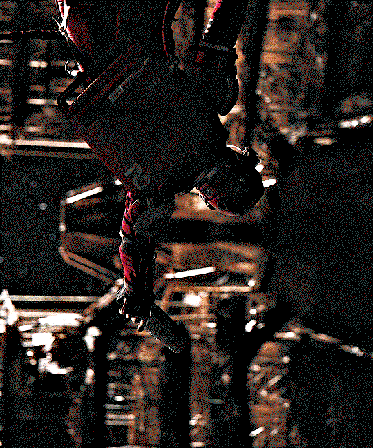 aOUqkz.gif