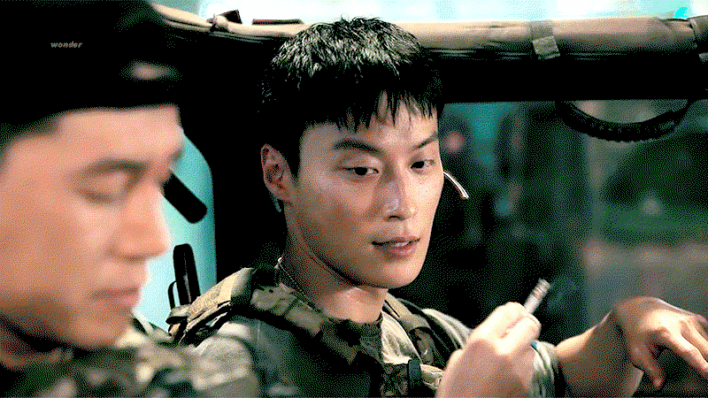 aRZMdP.gif