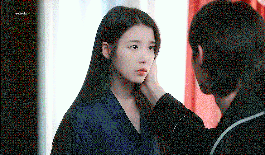 aVUyvH.gif