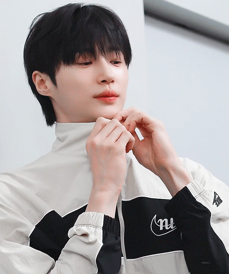 aVcSyu.gif