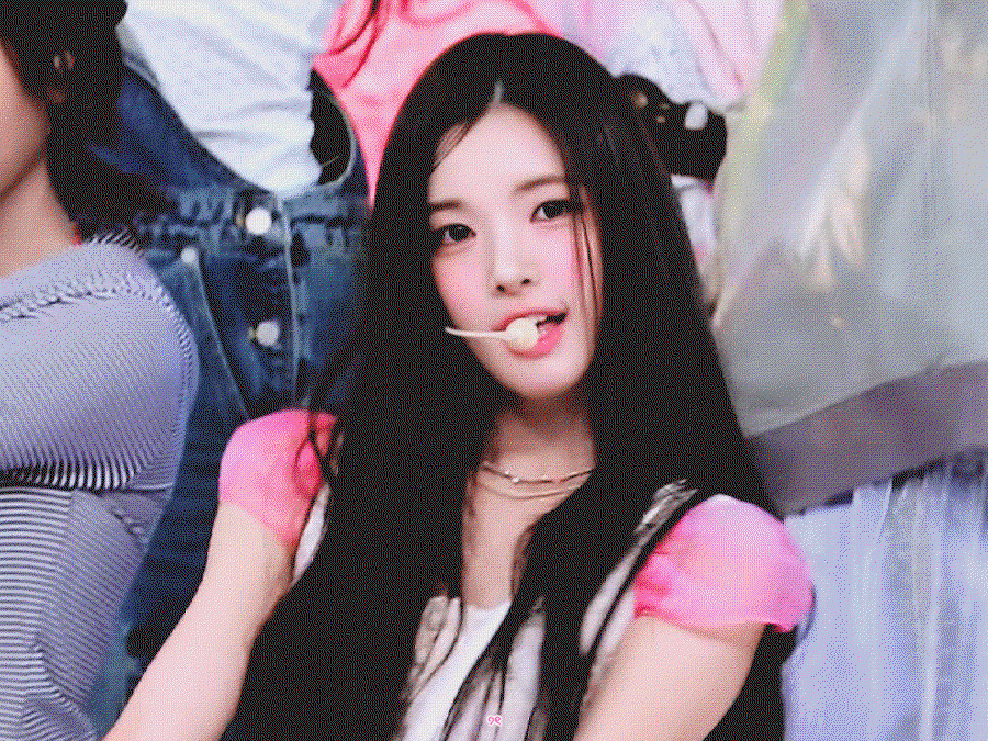 agDYMv.gif