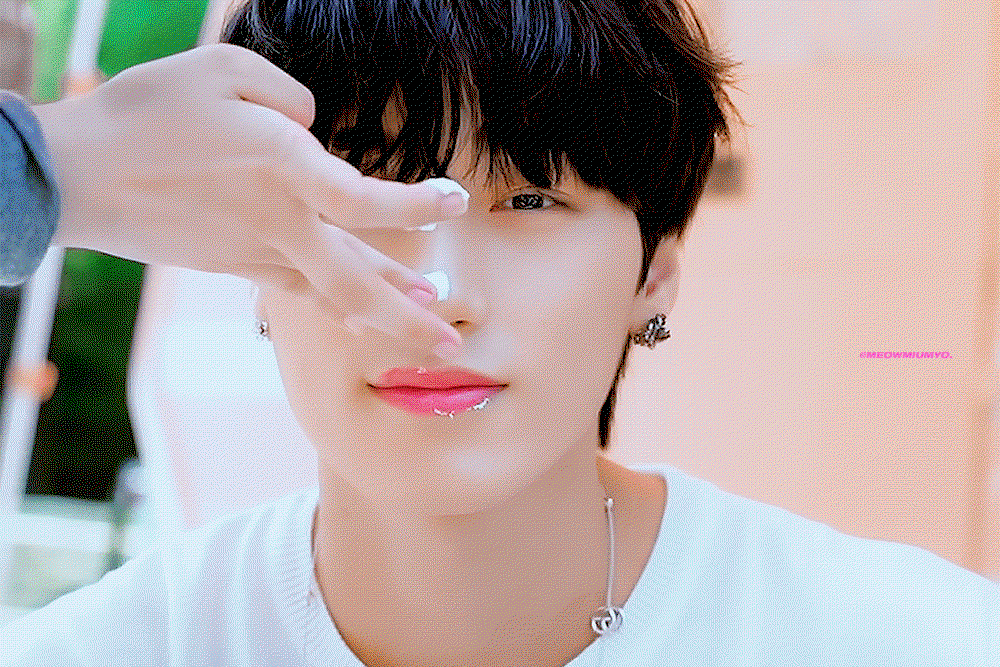 agdMKg.gif