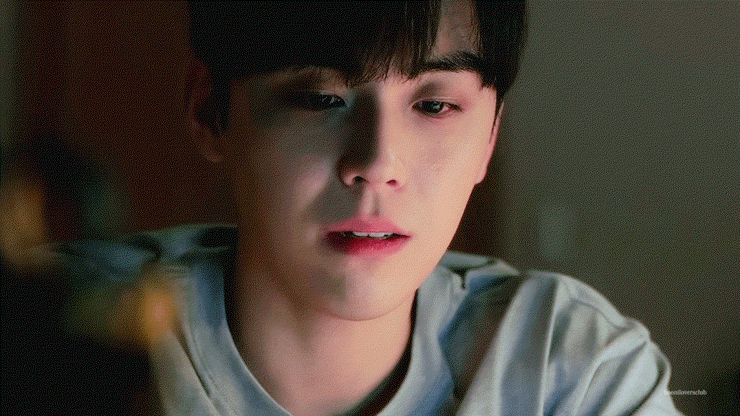 ahkpHq.gif