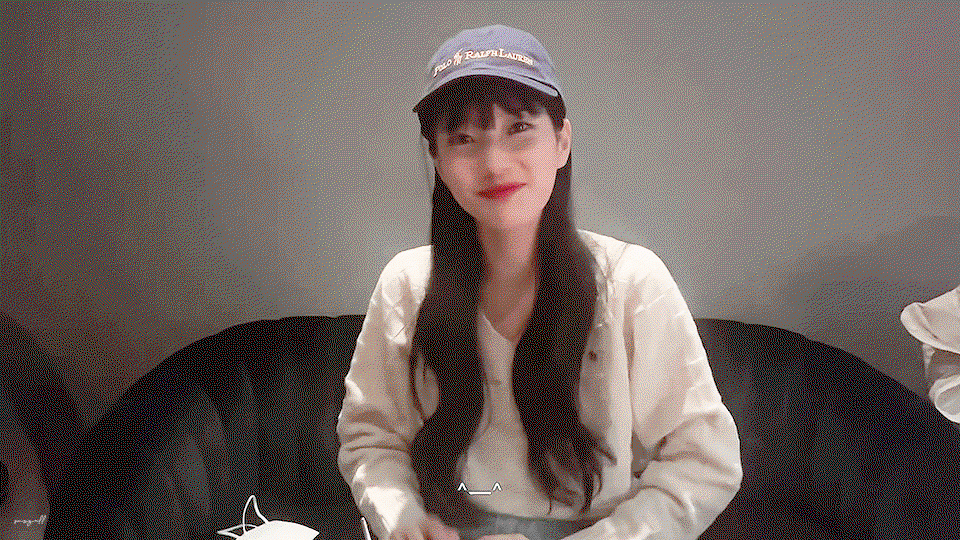 ahzqta.gif