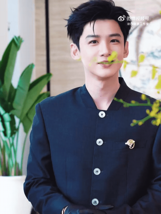 akVThD.gif
