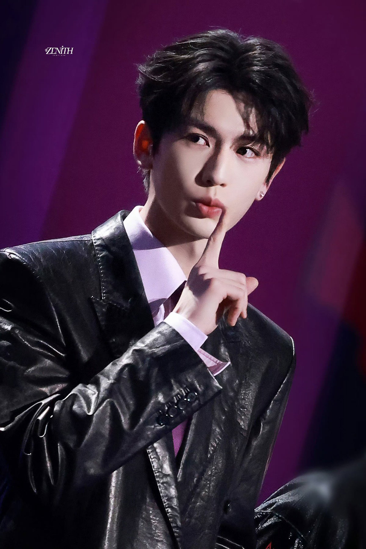 amvtYN