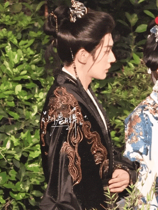 asGIyB.gif