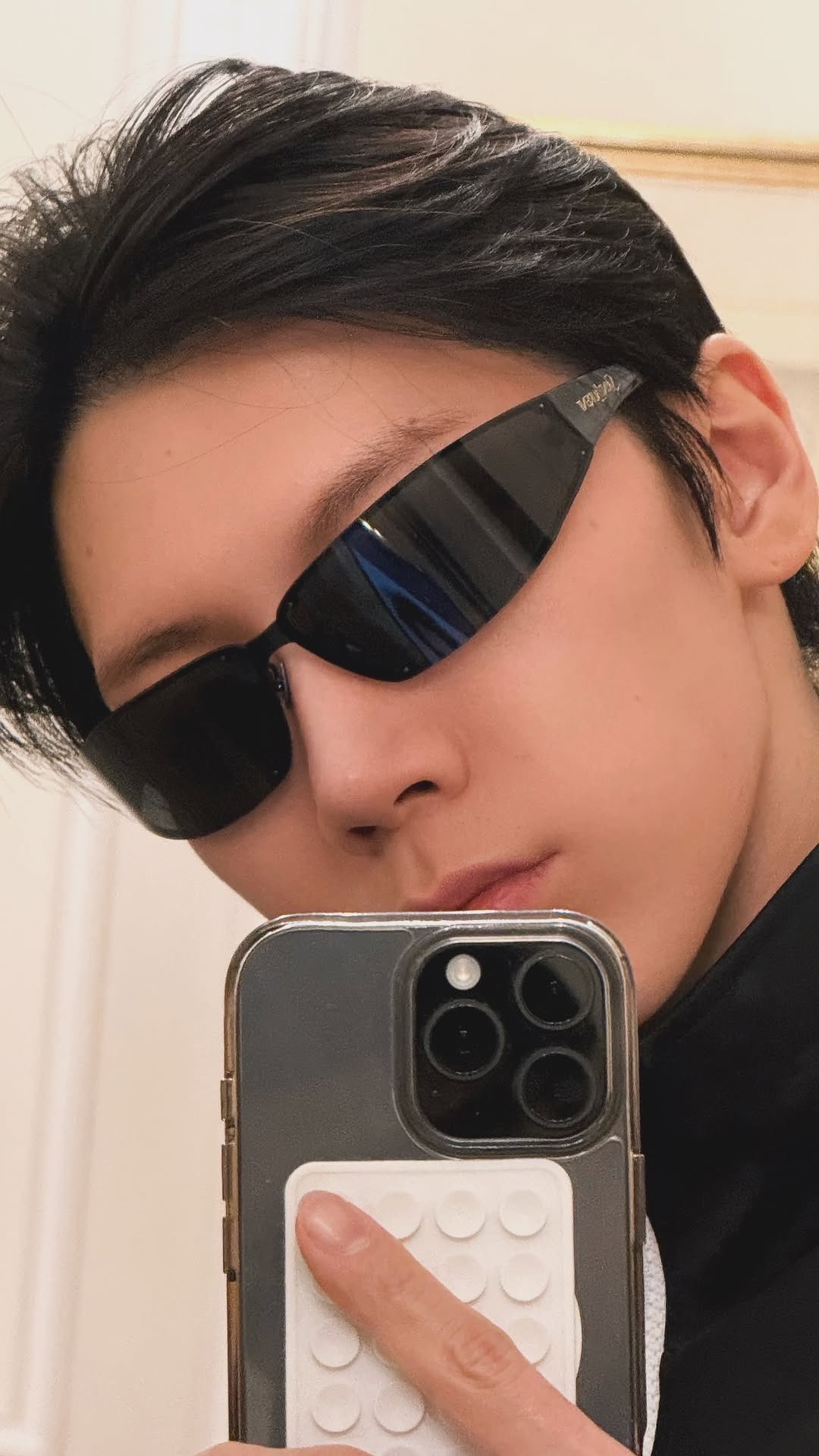 auOrKJ