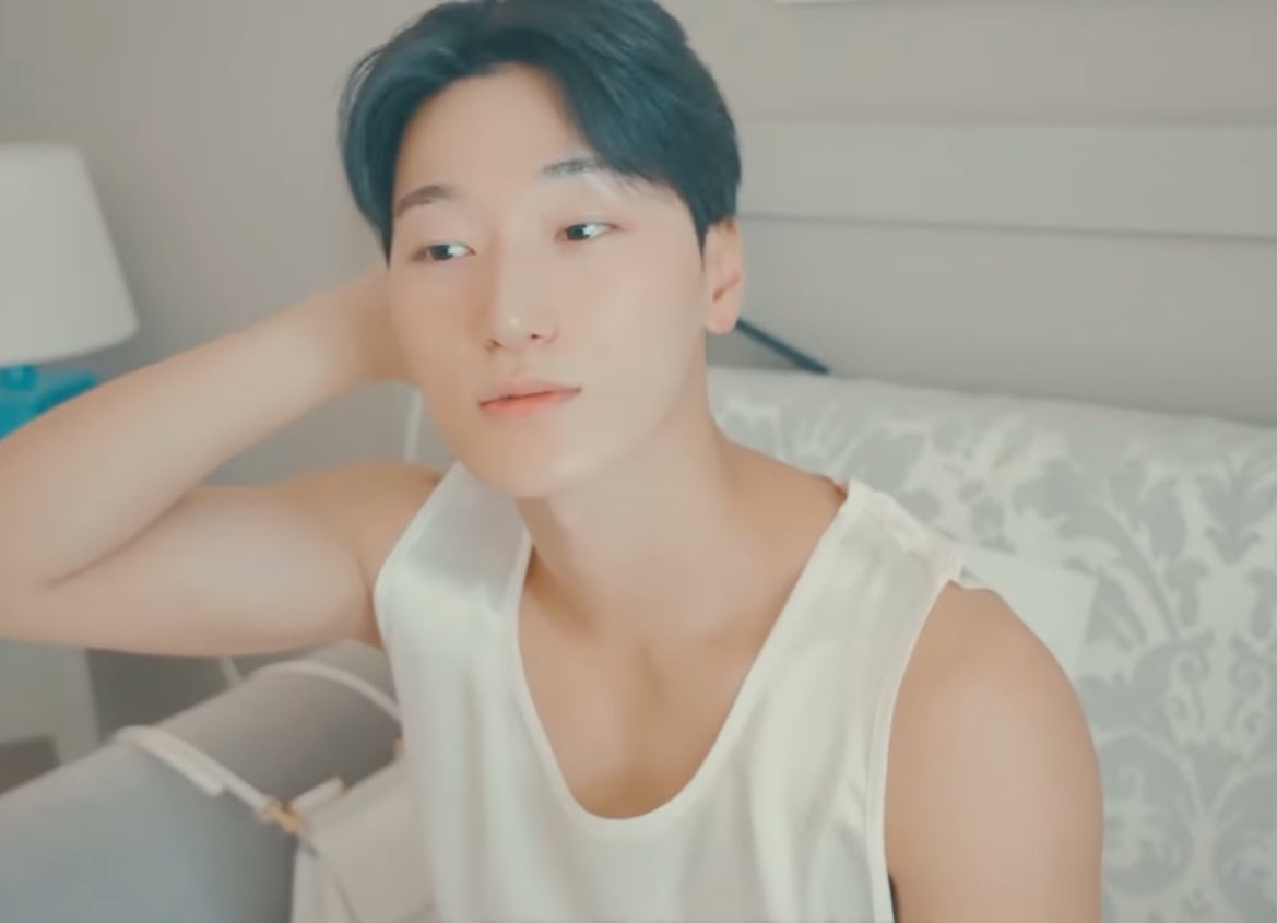 awbqDG