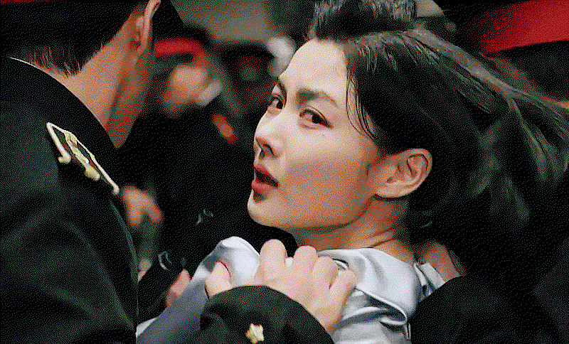 ayWzJy.gif