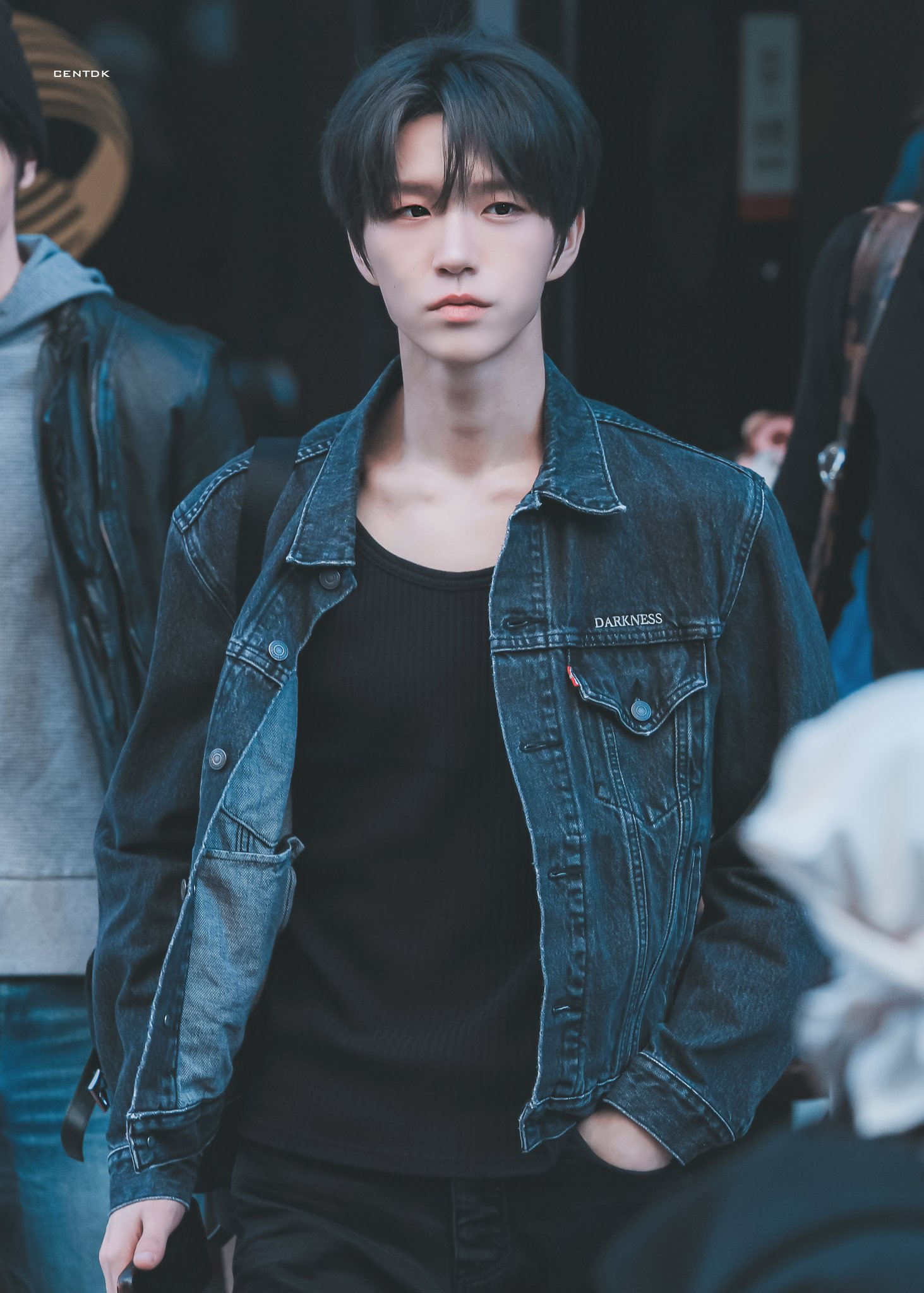 bApUNy