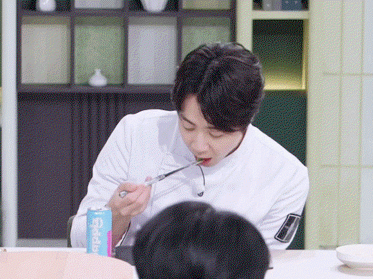 bCdWlf.gif