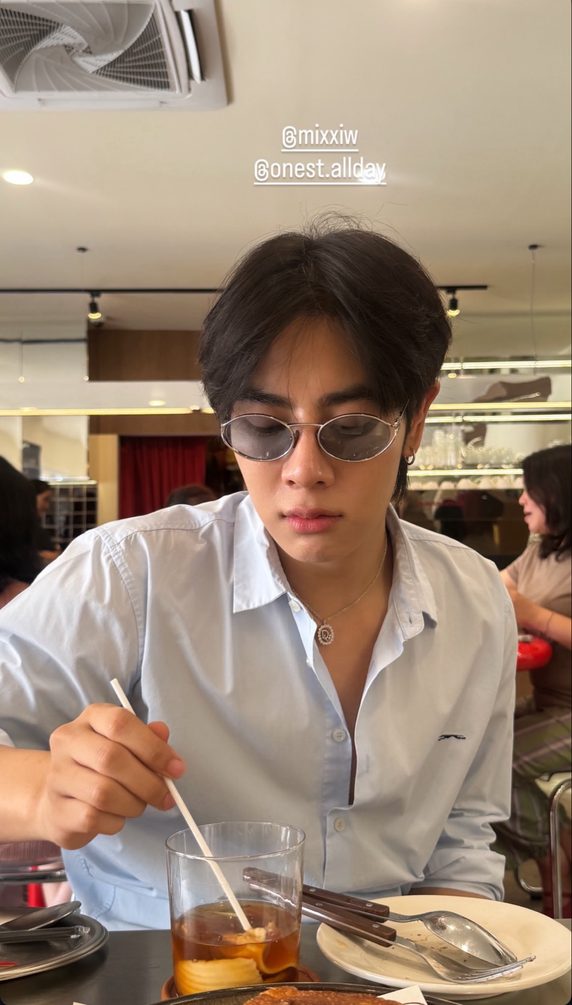 bKNwgr