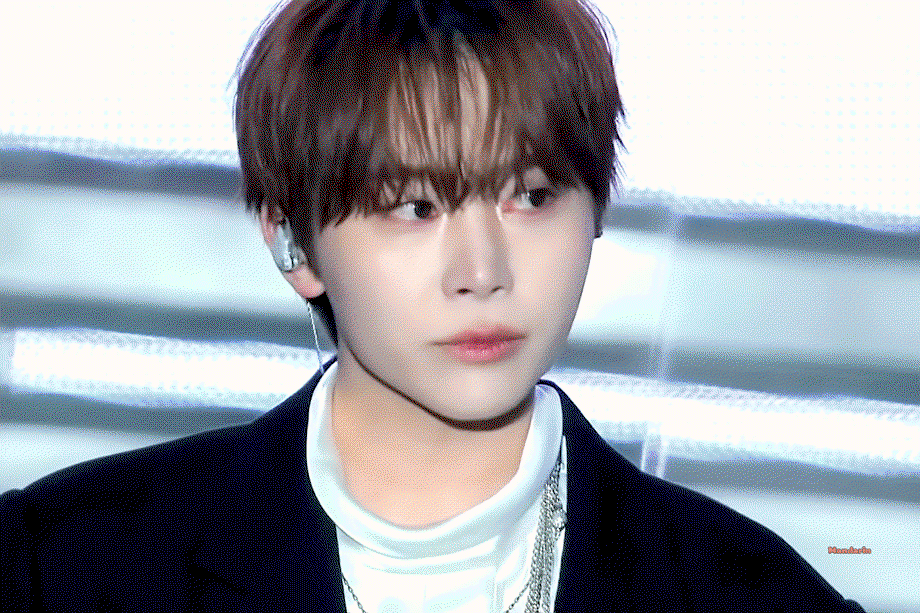 bLxQFQ.gif