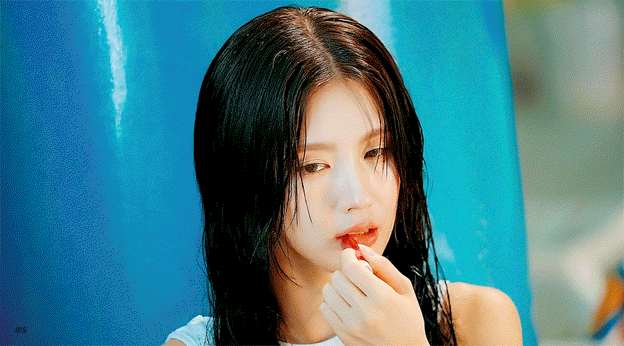 bMlFiH.gif