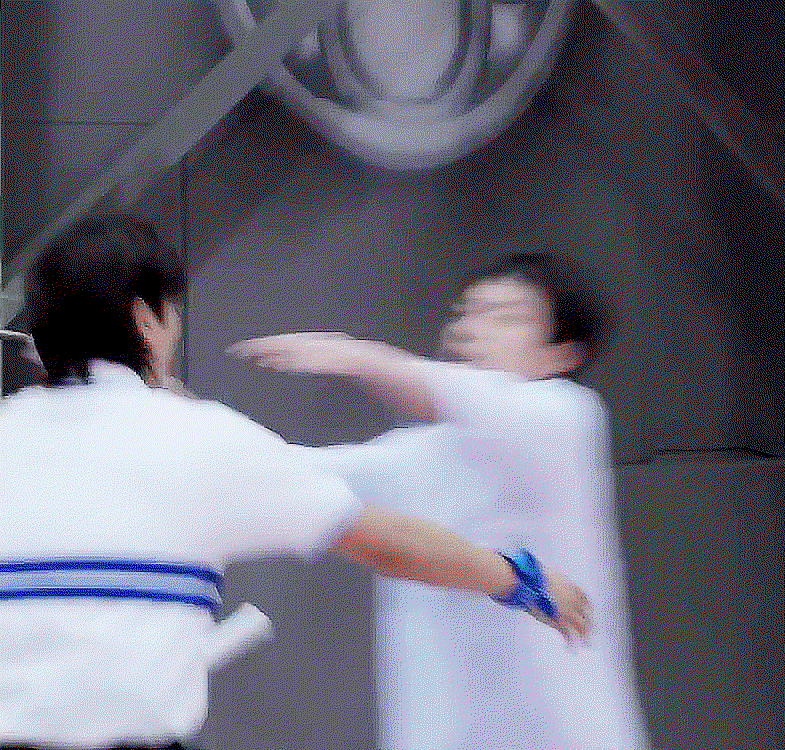 bQGFxh.gif