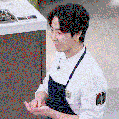 bQGUcj.gif