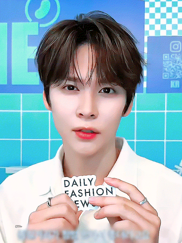 bUloVX.gif