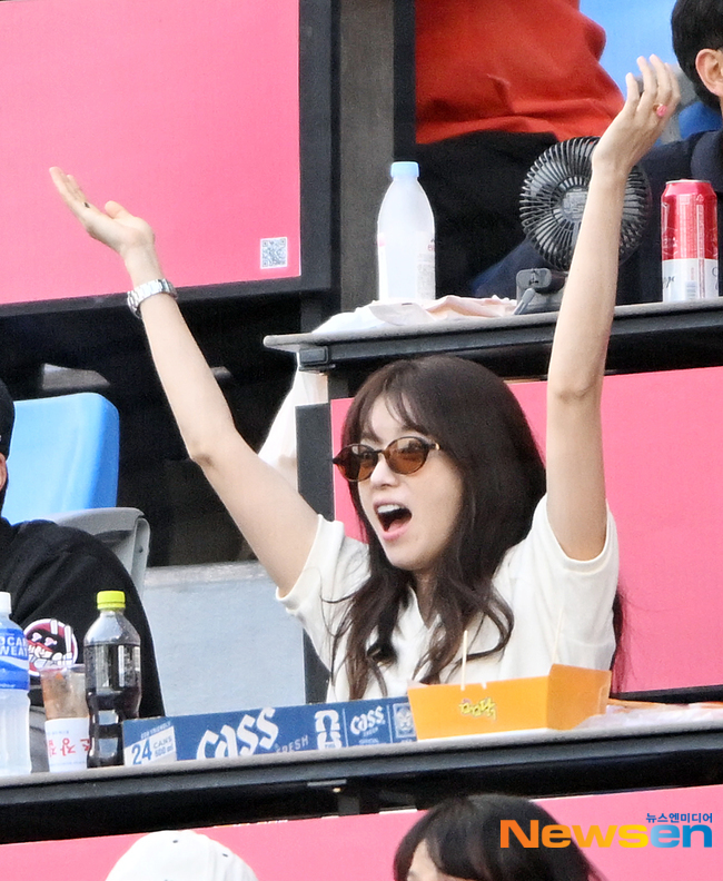 bWXJaE