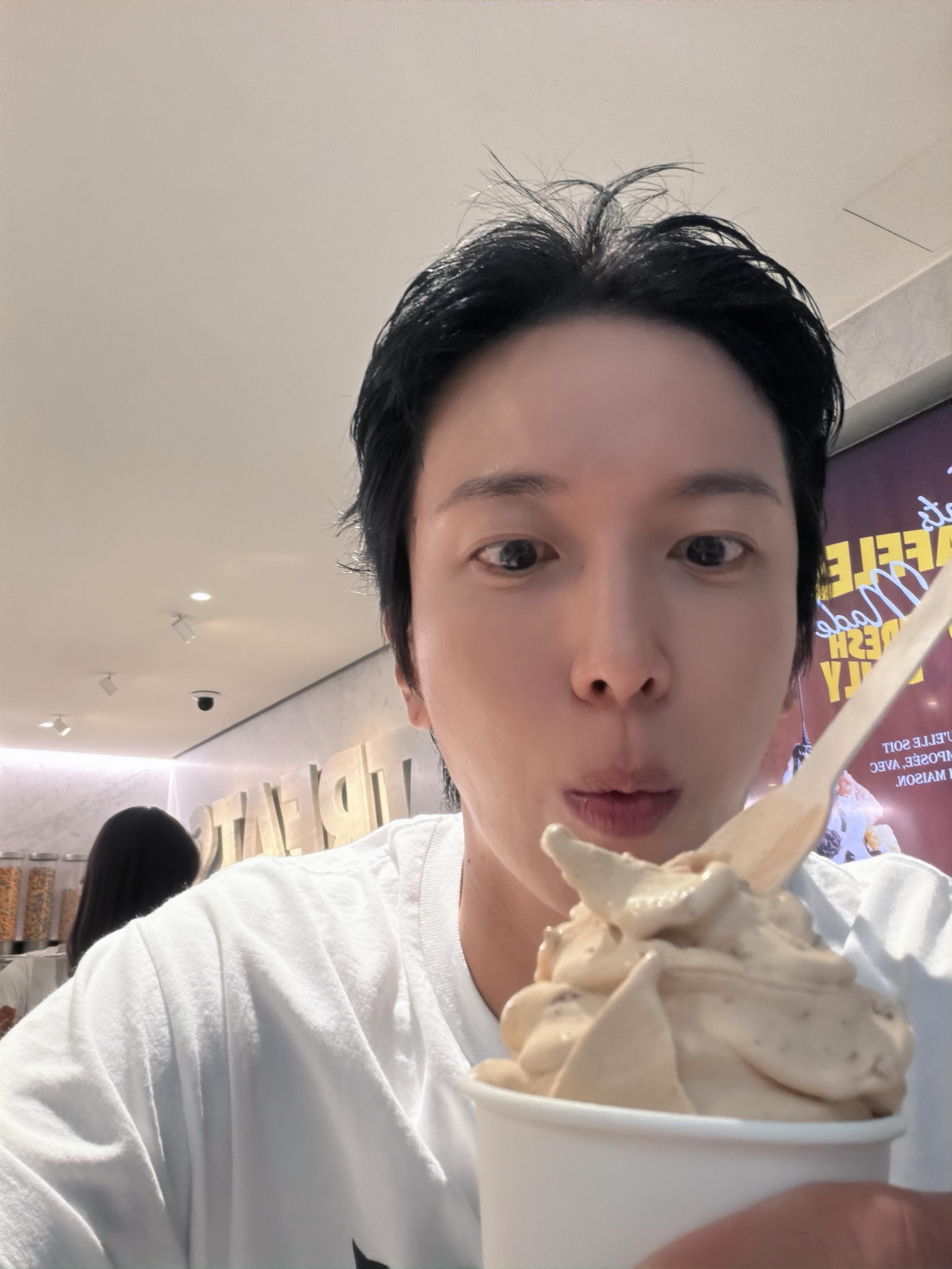 bYEWqe