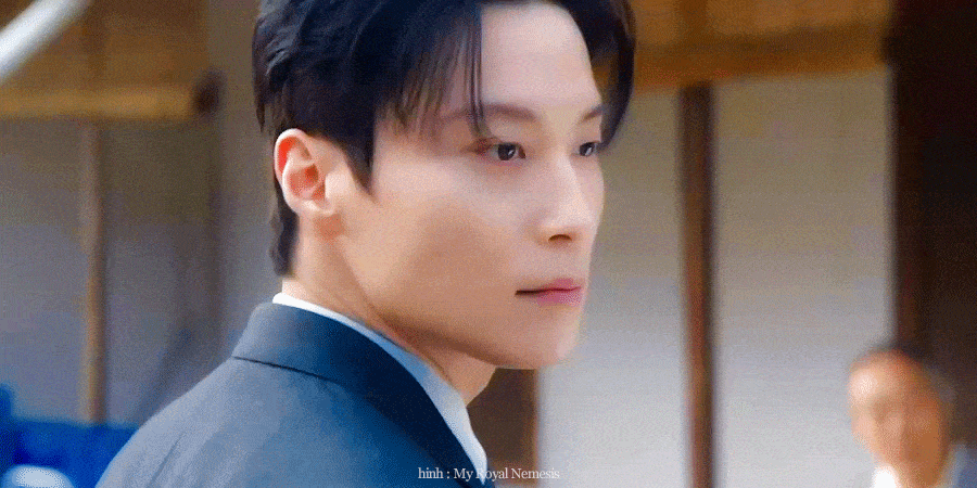 bYUndr.gif