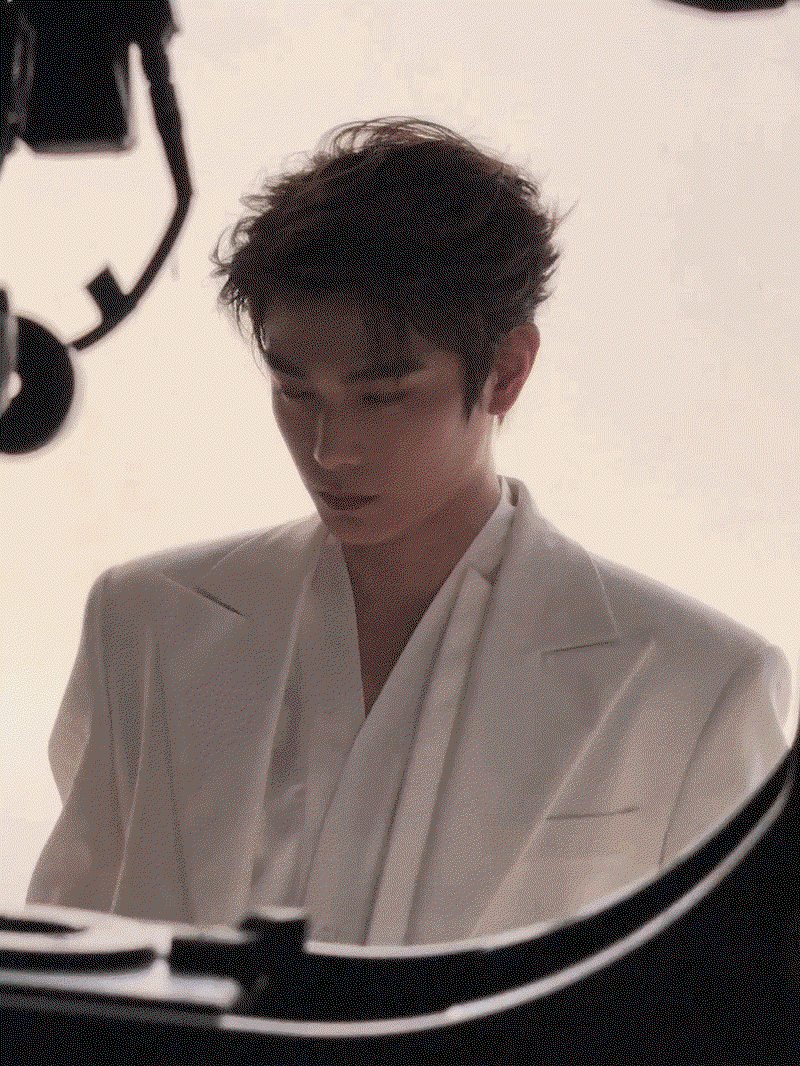 bdZFQC.gif