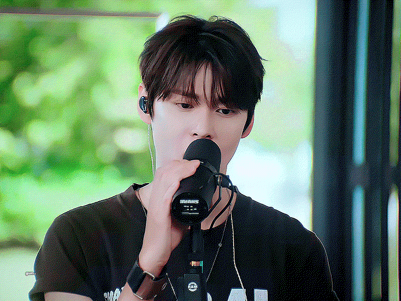 bdkjtG.gif