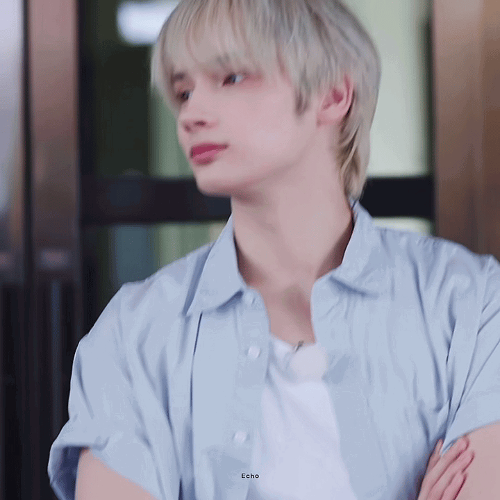 bqhsVX.gif