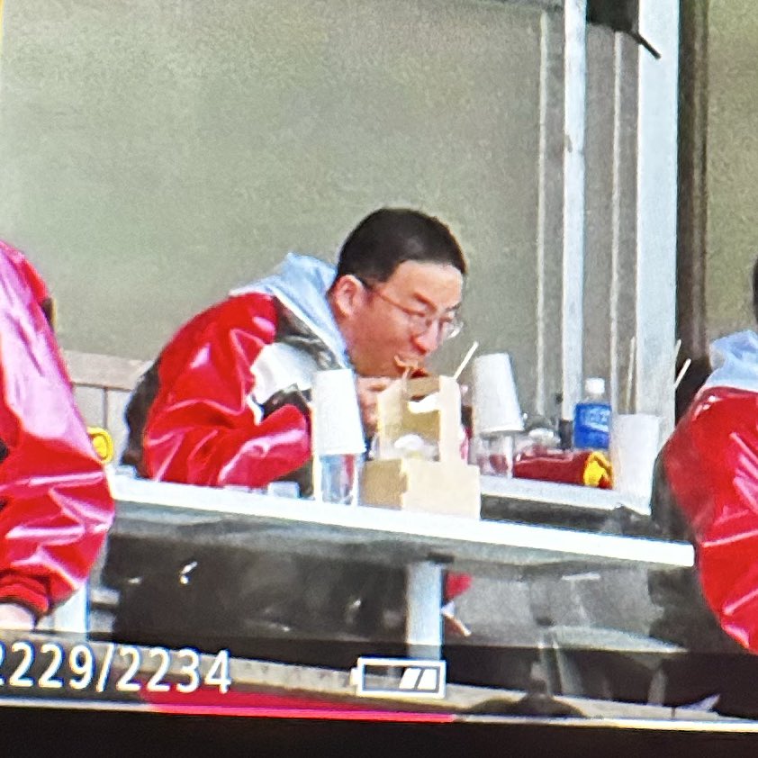 圖 LG會長看KBO吃播