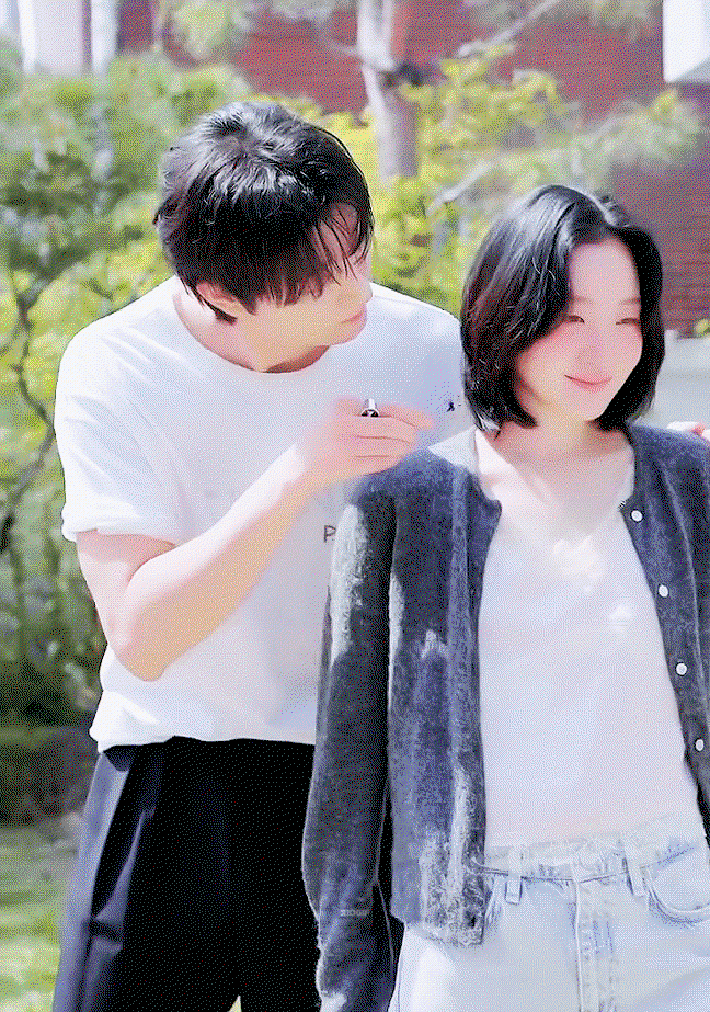 cEPAho.gif
