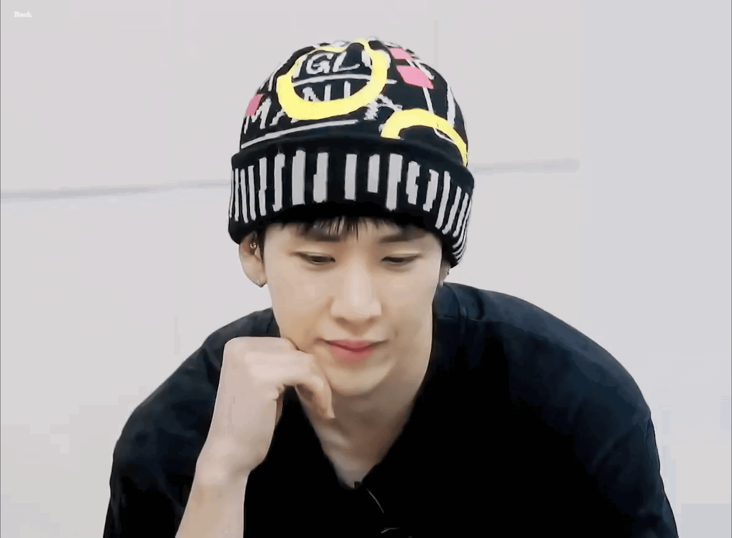 cGRhGE.gif