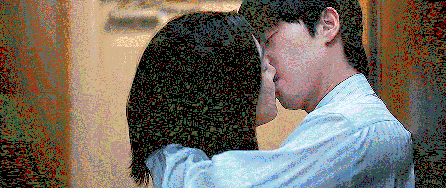 cMiooN.gif