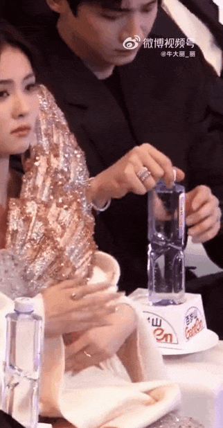 cNhpfA.gif