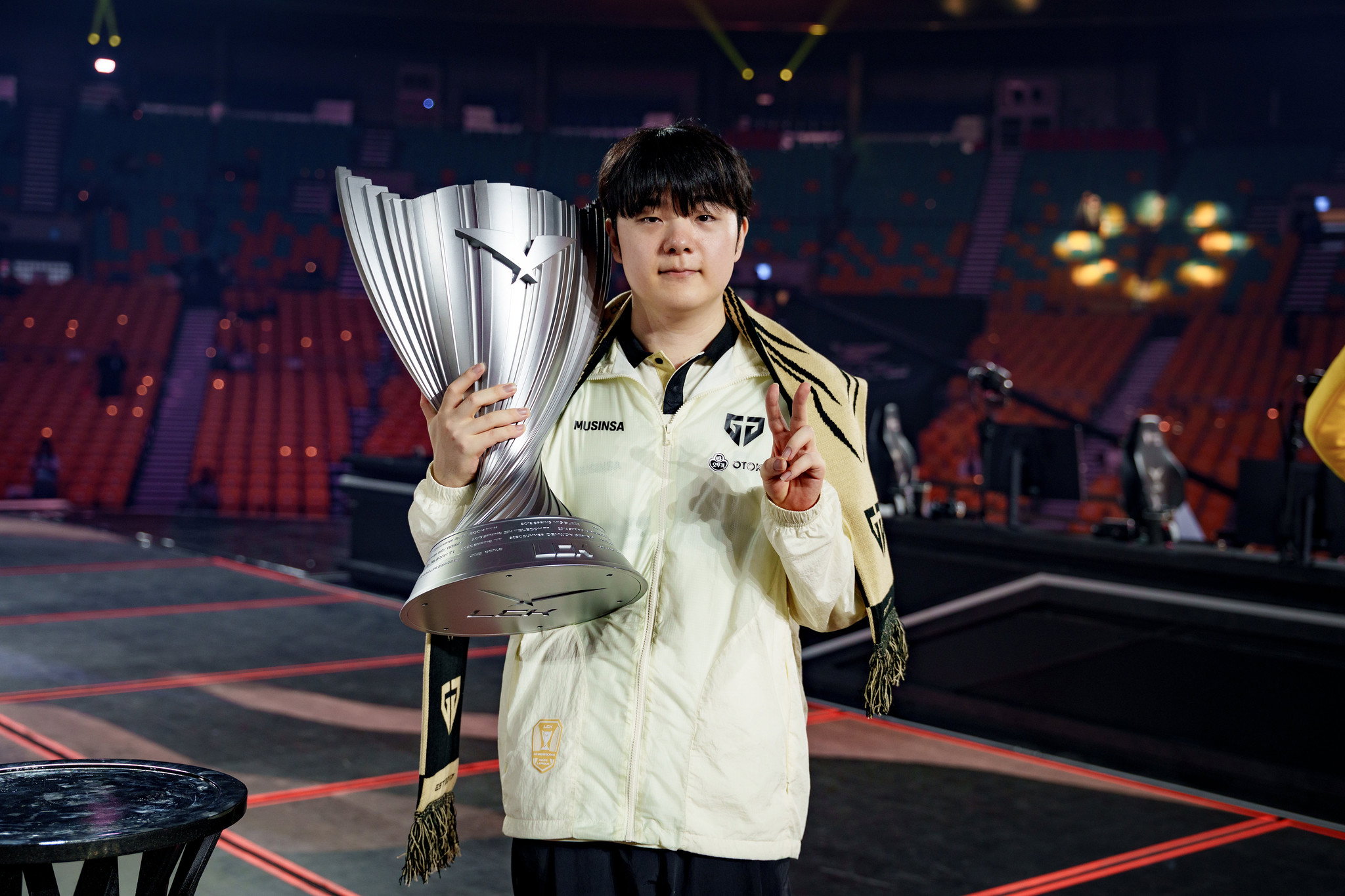 cPyFYr