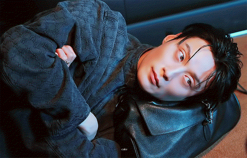 cSDZRX.gif