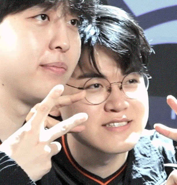 cVOmNG.gif