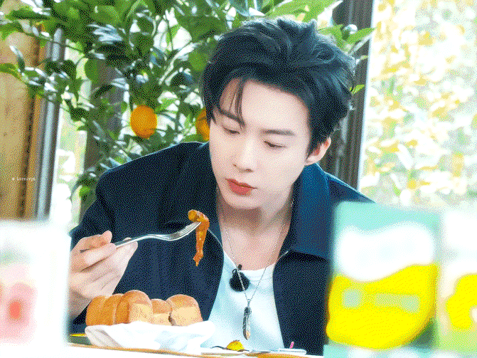 cWNekI.gif