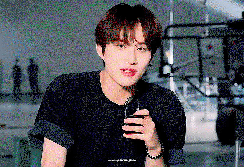 cbCXDh.gif