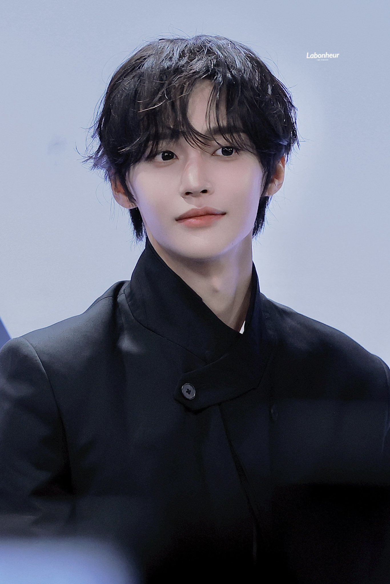 ciyQbF