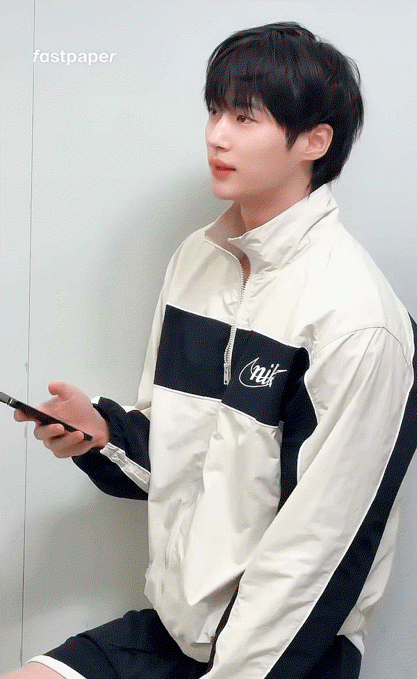 cmUOly.gif