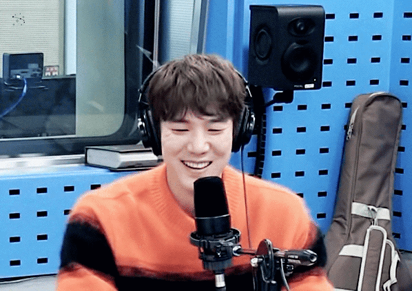 cmdlMh.gif