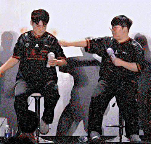 cwrBHl.gif