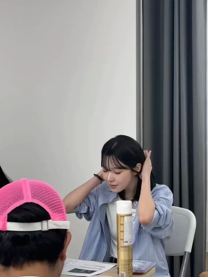 dEFUqZ