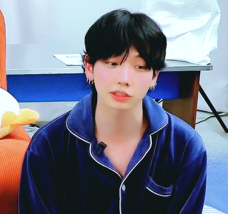 dGTOug.gif