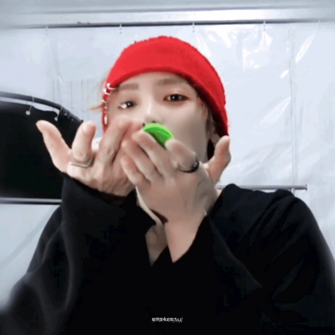 dHlyOw.gif