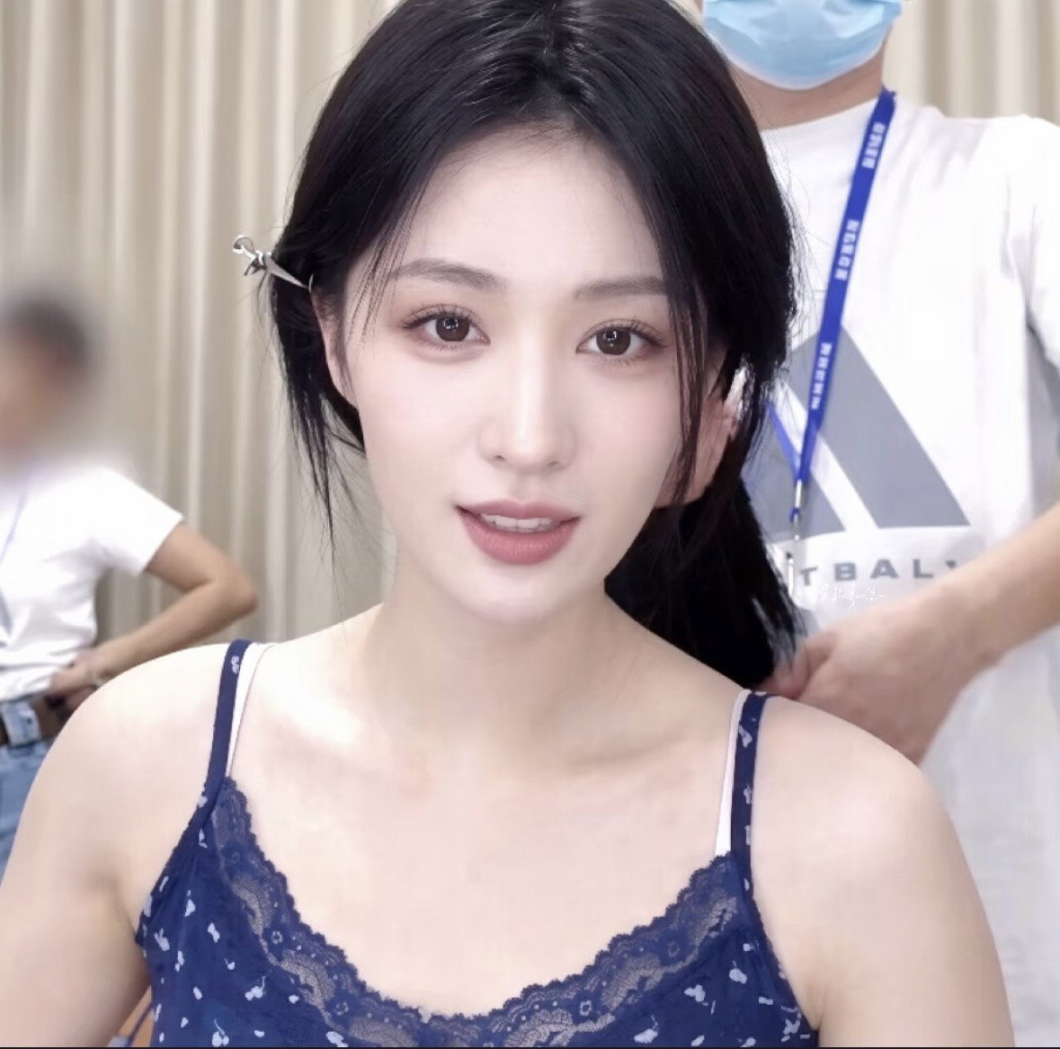 dIiWvi