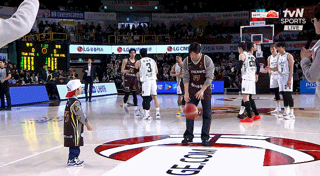 dNEiJx.gif