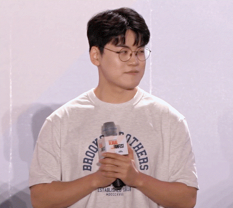 dNYHDI.gif